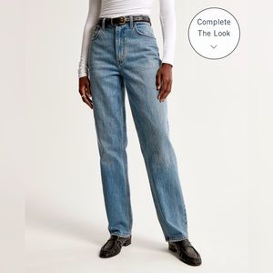 Medium Ultra High Rise 90s Straight Jean